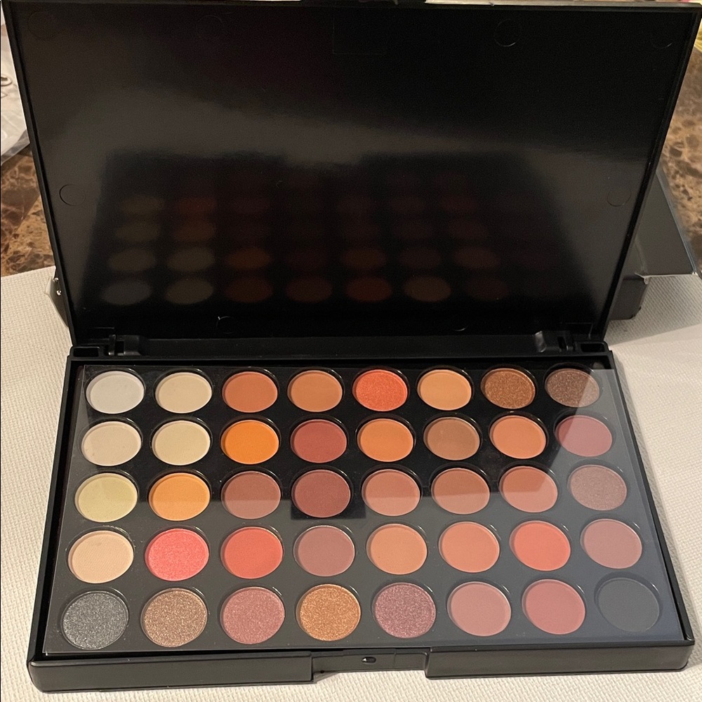 Professional Eyeshadow Palette - 35 Color Set